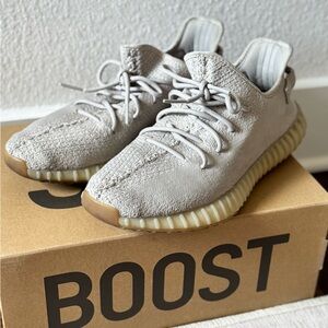 Yeezy Boost 350 V2 in Sesame